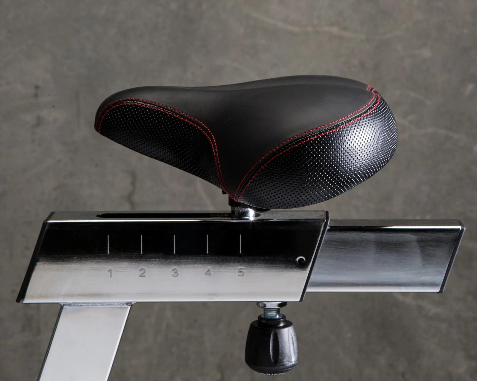 Rogue Fitness Rogue Echo Bike - Refurbished 3 Rogue Fitness Rogue Echo Bike - Refurbished - Image 3