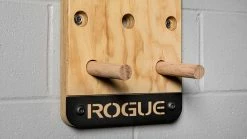 Rogue Fitness Rogue Peg Board -Rogue Shop RA2684 web2 jmqyhg