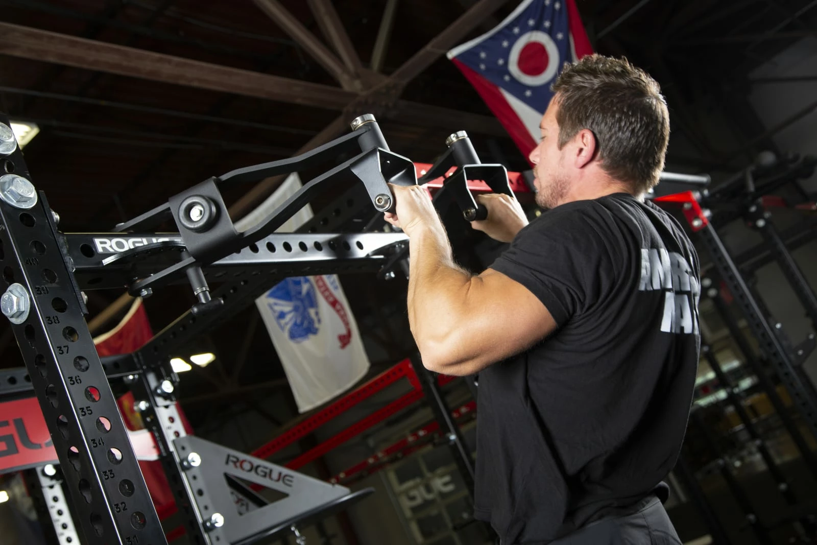 Rogue Fitness XM-43R Neutral Grip Rotating Pull-up Bar 2 Rogue Fitness XM-43R Neutral Grip Rotating Pull-up Bar - Image 2