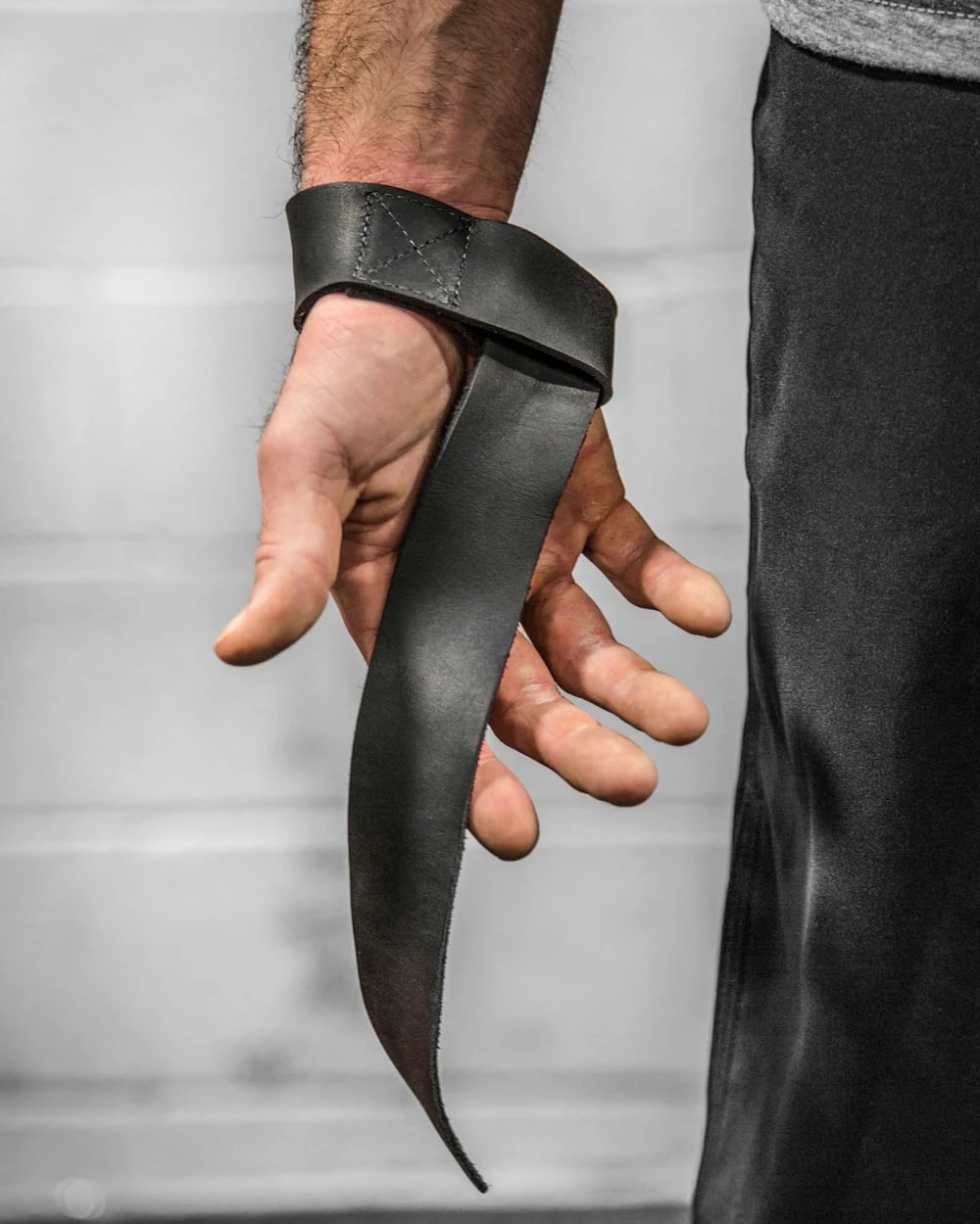 Rogue Fitness Rogue Leather Lifting Straps 4 Rogue Fitness Rogue Leather Lifting Straps - Image 4